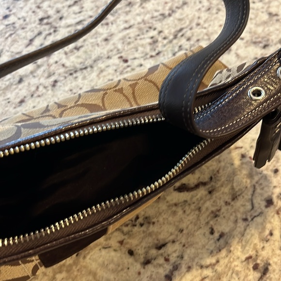 Coach purse, brown and beige, short handle, practically new. - Picture 8 of 10